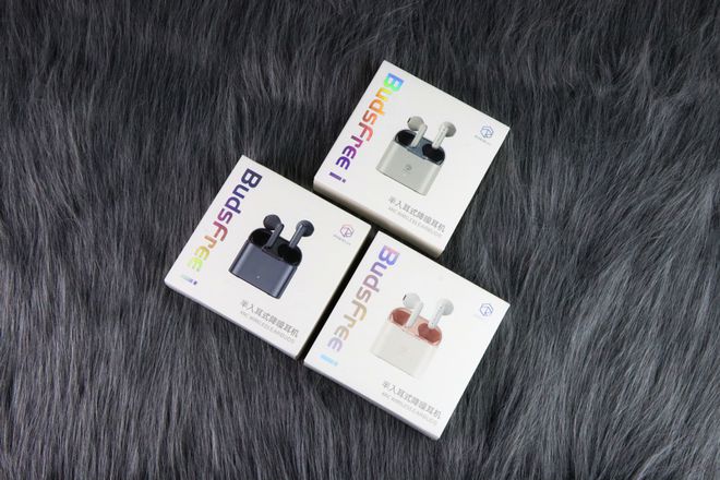 耳机弱水时砂budsfree i评测。J9数字平台专业歌手的选择无线降噪蓝牙