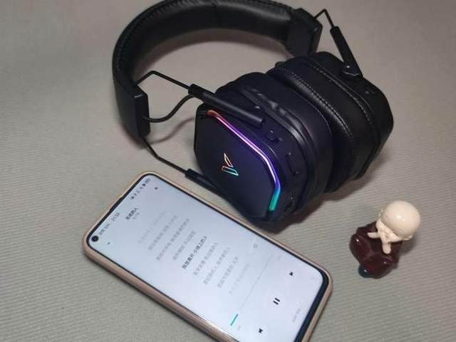 敌雷柏VH850电竞耳机测评J9国际网站灯光炫酷性价比无(图8)